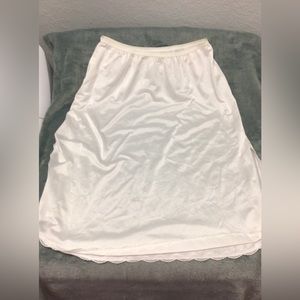 Shadowline® Half Slip